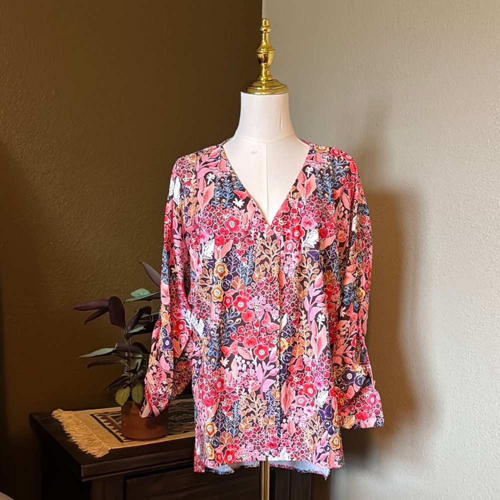 Floral V-Neck Blouse - Pink Multicolor